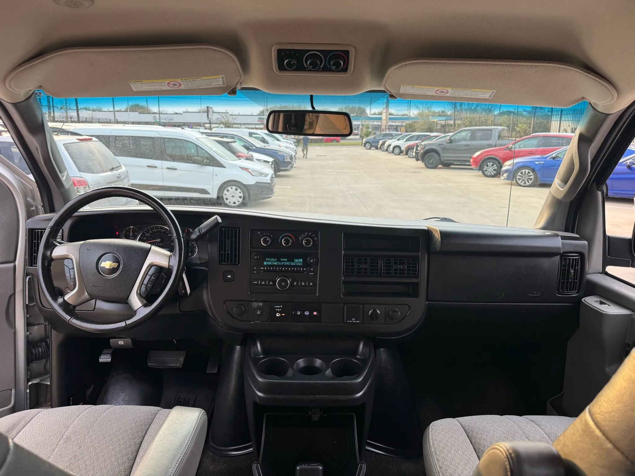 Used 2017 Chevrolet Express 3500 LT w/ LT Preferred Equipment Group image 40