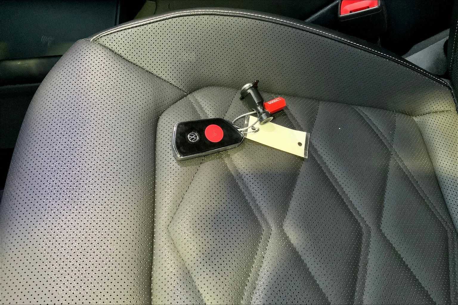 Used 2024 Volkswagen Atlas SE image 13