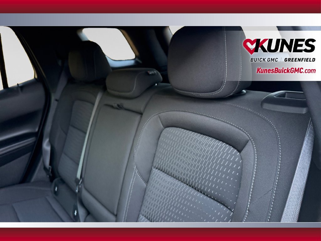 Used 2025 Chevrolet Equinox LT FWD image 36