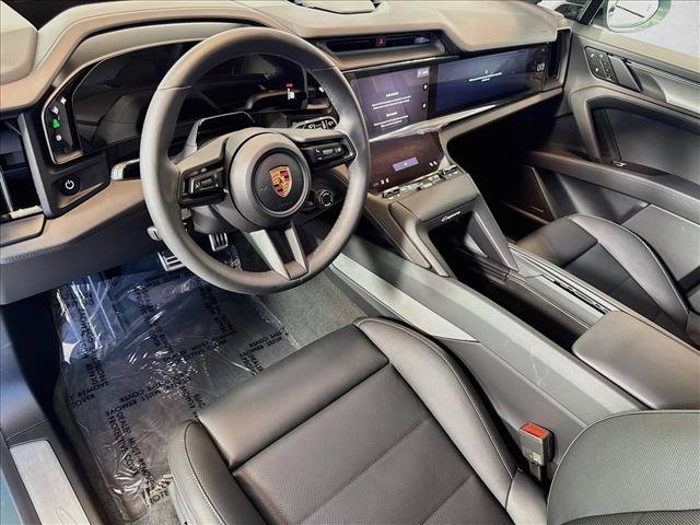 New 2026 Porsche Cayenne Electric AWD/4WD image 4