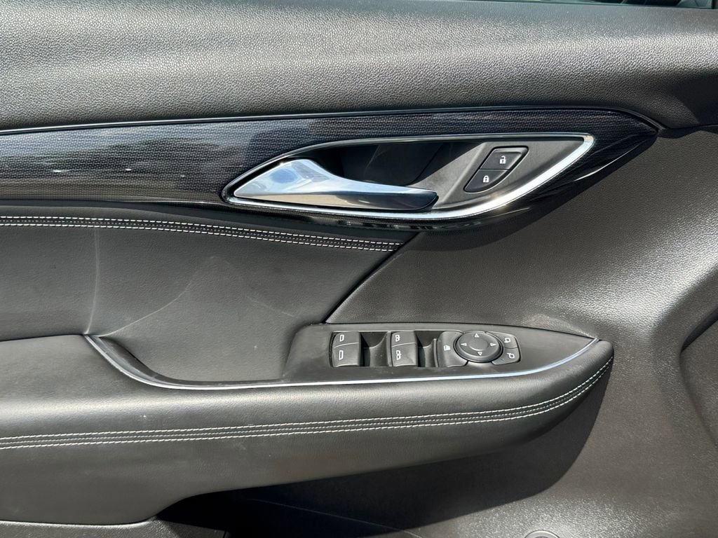 Used 2023 Buick Envision Preferred image 23