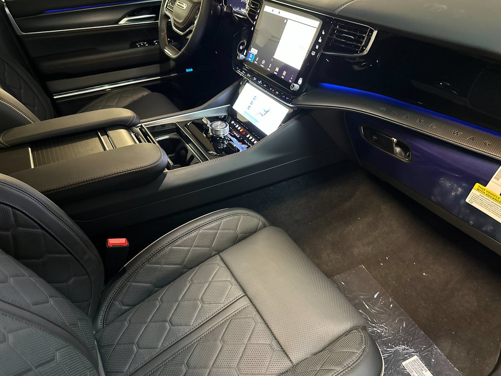 New 2026 Jeep Grand Wagoneer Summit AWD/4WD image 16