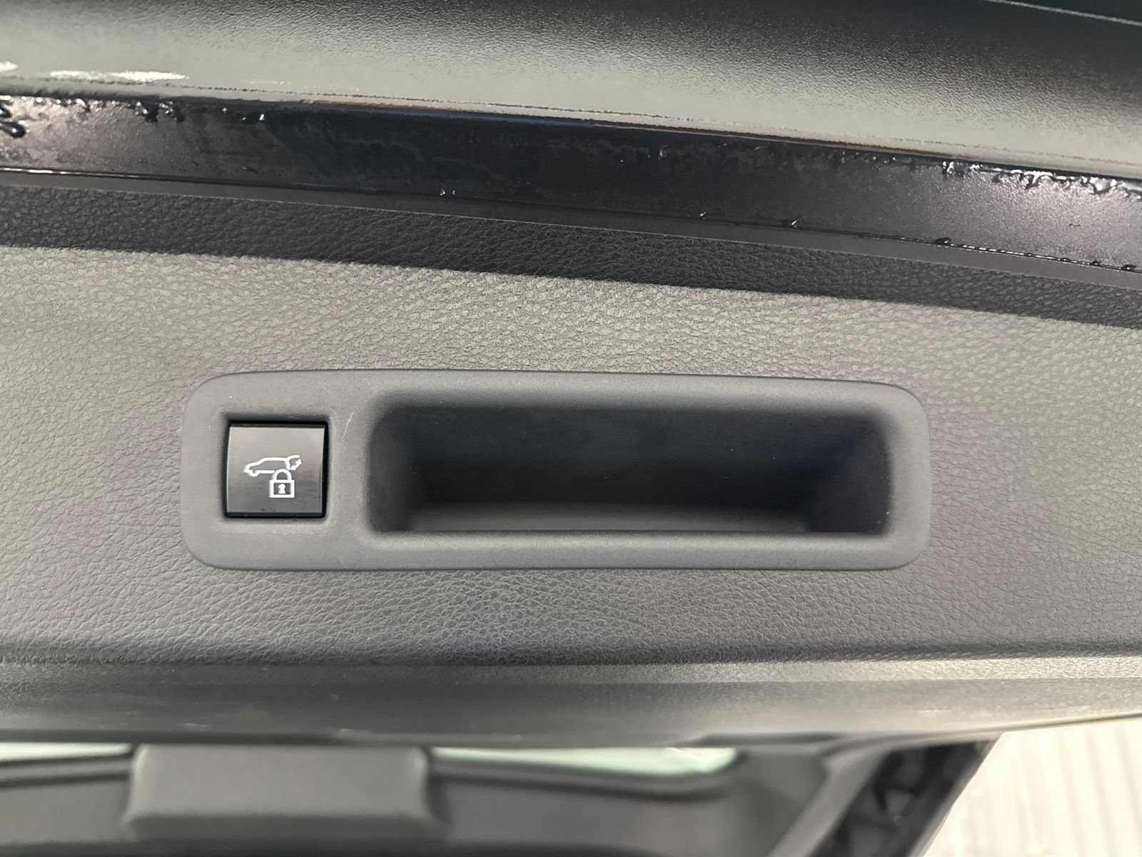 Used 2025 Toyota Sienna XLE FWD image 51