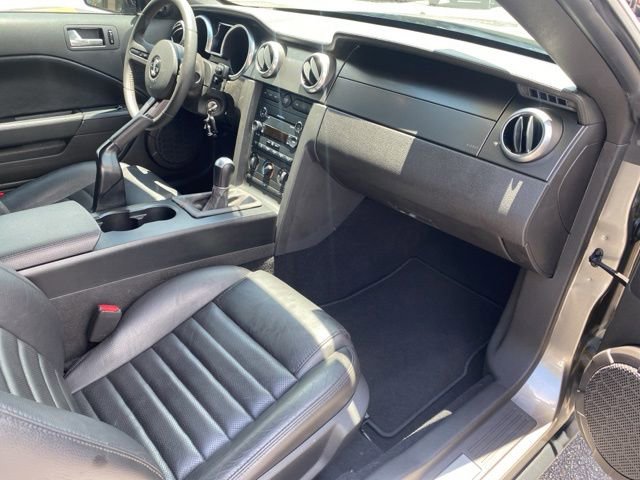 Used 2009 Ford Mustang Shelby GT500 RWD image 21