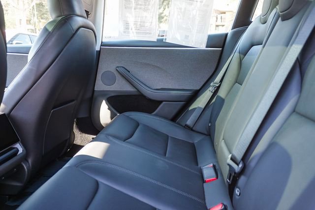 Used 2024 Tesla Model 3 Standard Range image 19