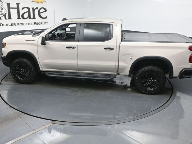 New 2026 Chevrolet Silverado 1500 ZR2 w/ Dark Appearance Package AWD/4WD image 21