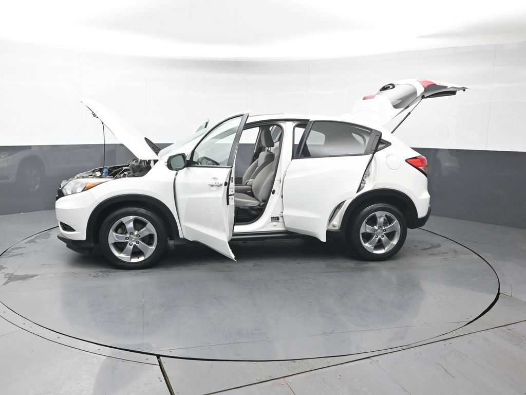 Used 2017 Honda HR-V EX image 40