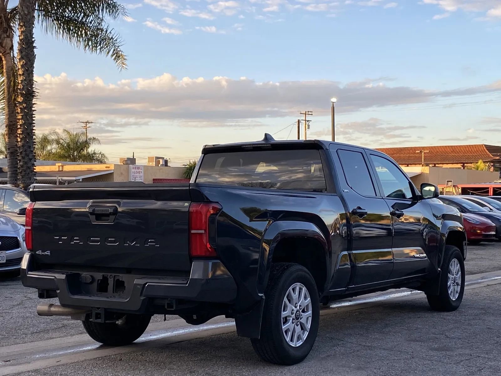 Used 2024 Toyota Tacoma SR5 image 4