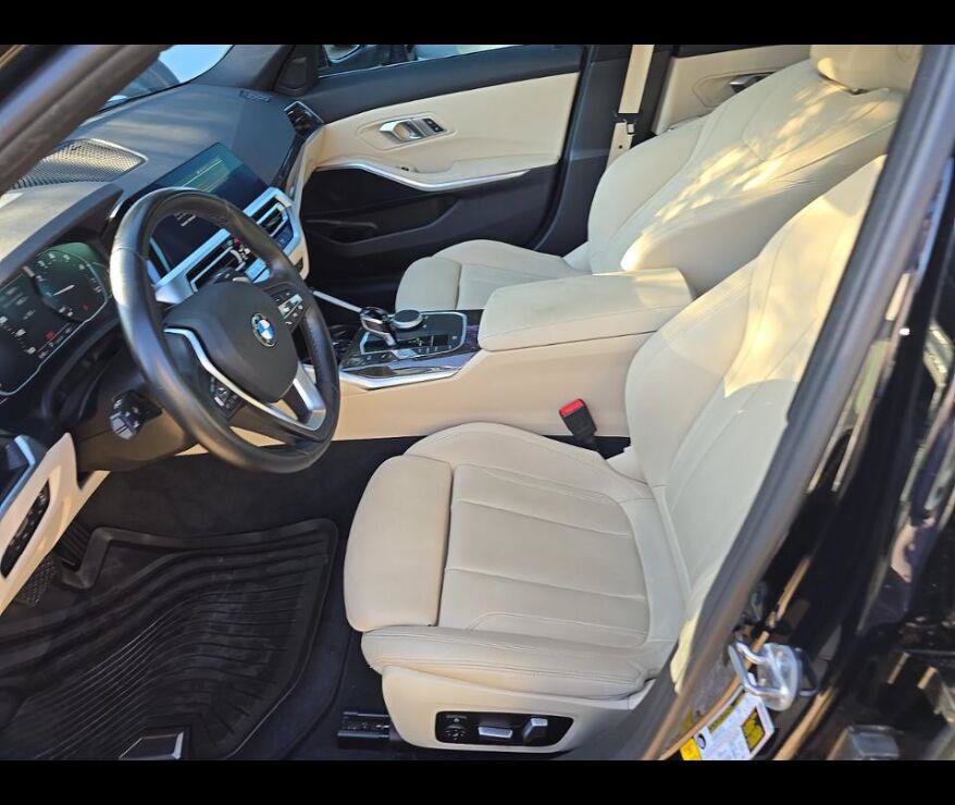 Used 2021 BMW 330i Sedan w/ Convenience Package RWD image 3