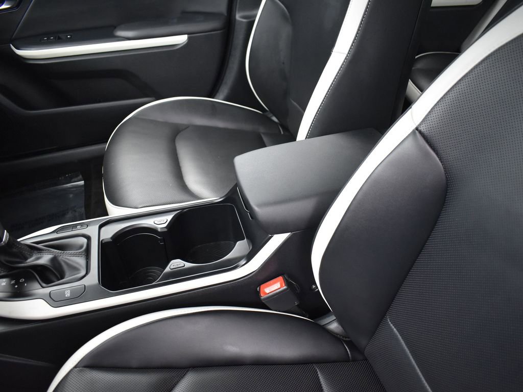 Certified 2025 Kia K4 GT-Line w/ GT-Line Premium Package image 16