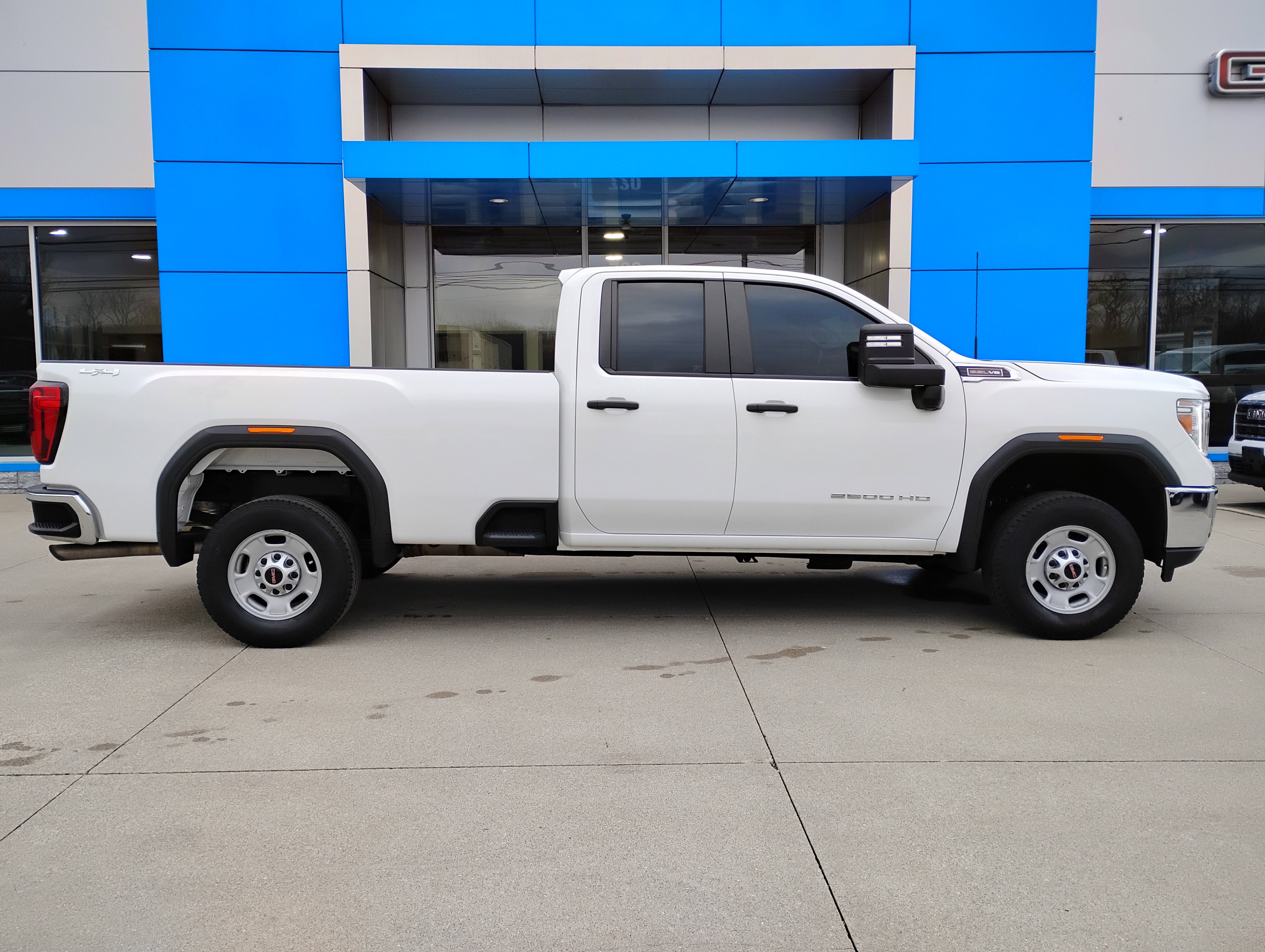 Used 2023 GMC Sierra 2500 Pro w/ Fleet Convenience Package image 33