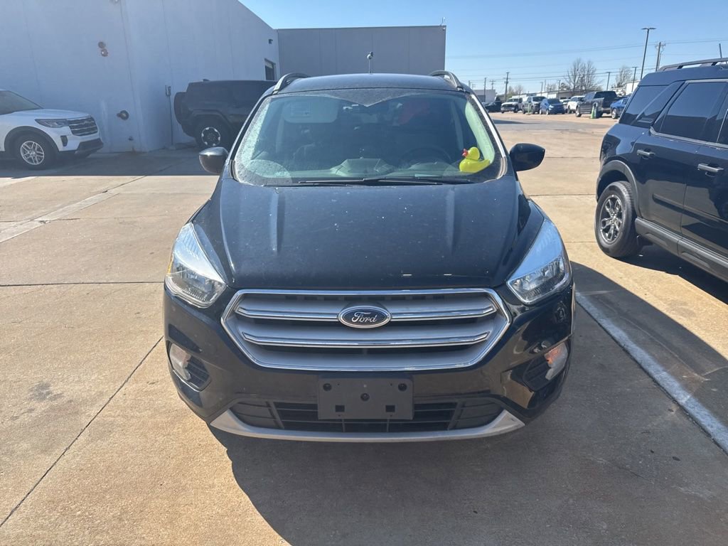 Used 2018 Ford Escape SE w/ SE Sync 3 Package image 2