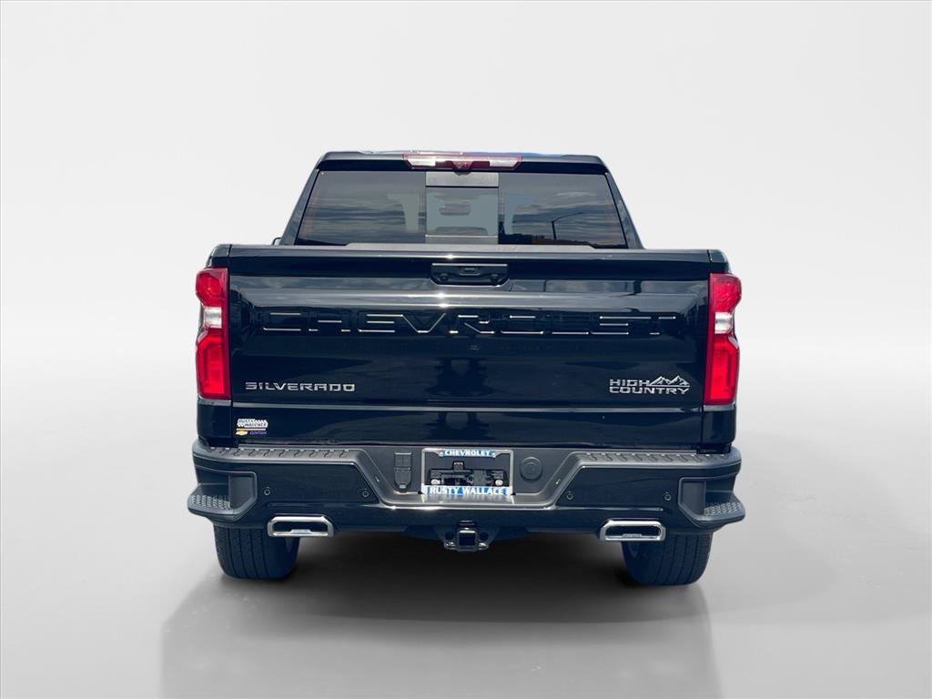 Used 2025 Chevrolet Silverado 1500 High Country AWD/4WD image 6