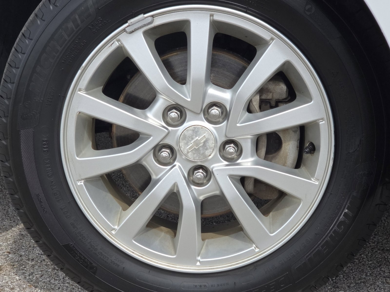 Used 2018 Chevrolet Sonic LT w/ Convenience Package image 9