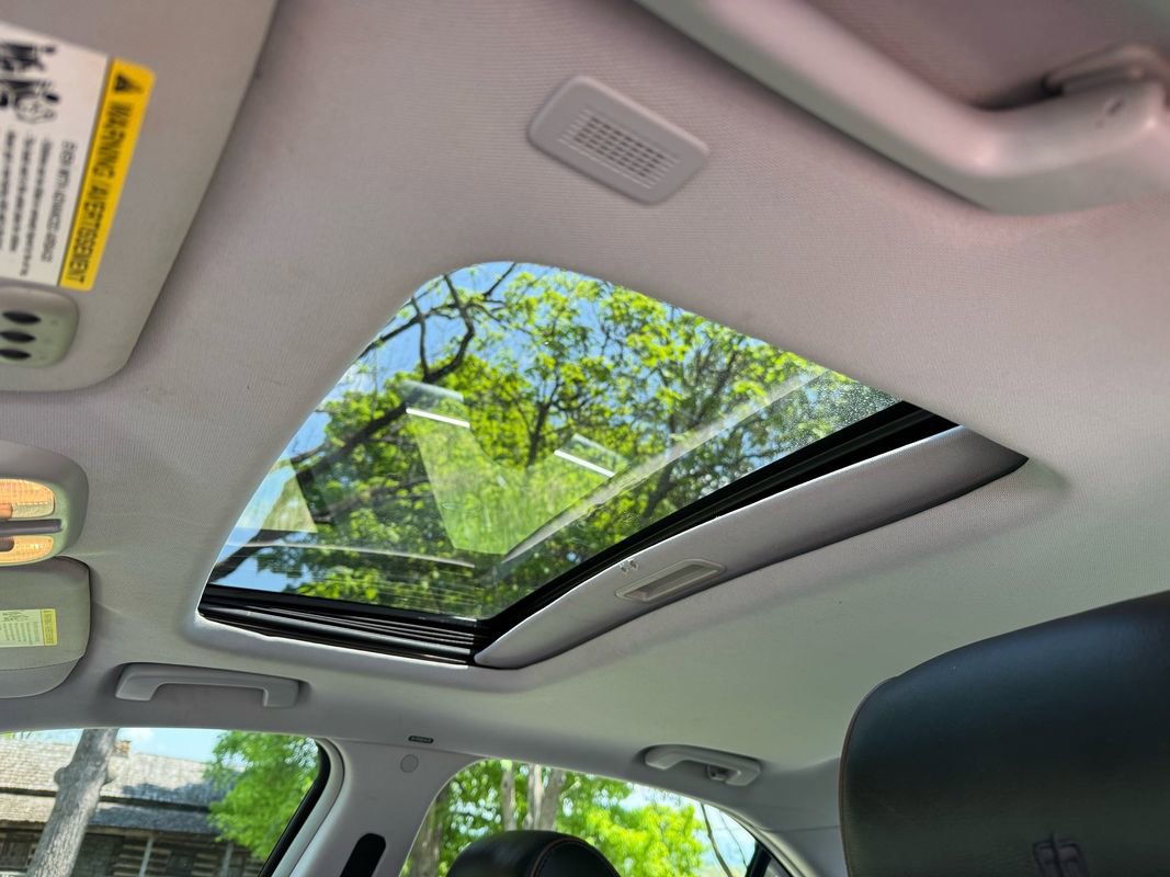 Used 2012 Lincoln MKZ FWD image 30