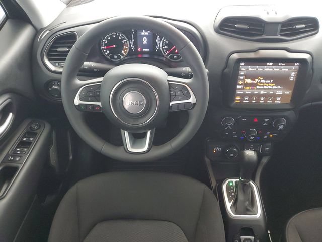 Used 2023 Jeep Renegade Latitude AWD/4WD image 16