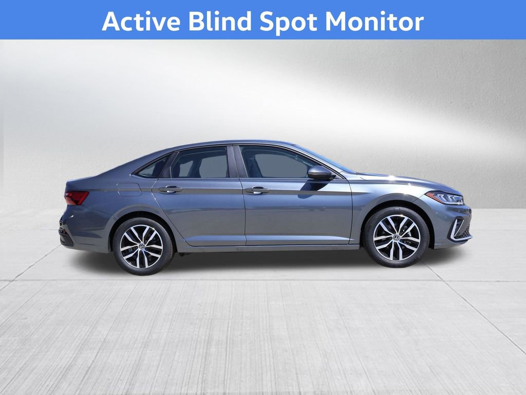 New 2026 Volkswagen Jetta SE FWD image 6