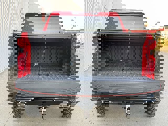 Used 2025 Chevrolet Silverado 1500 Custom Trail Boss image 32