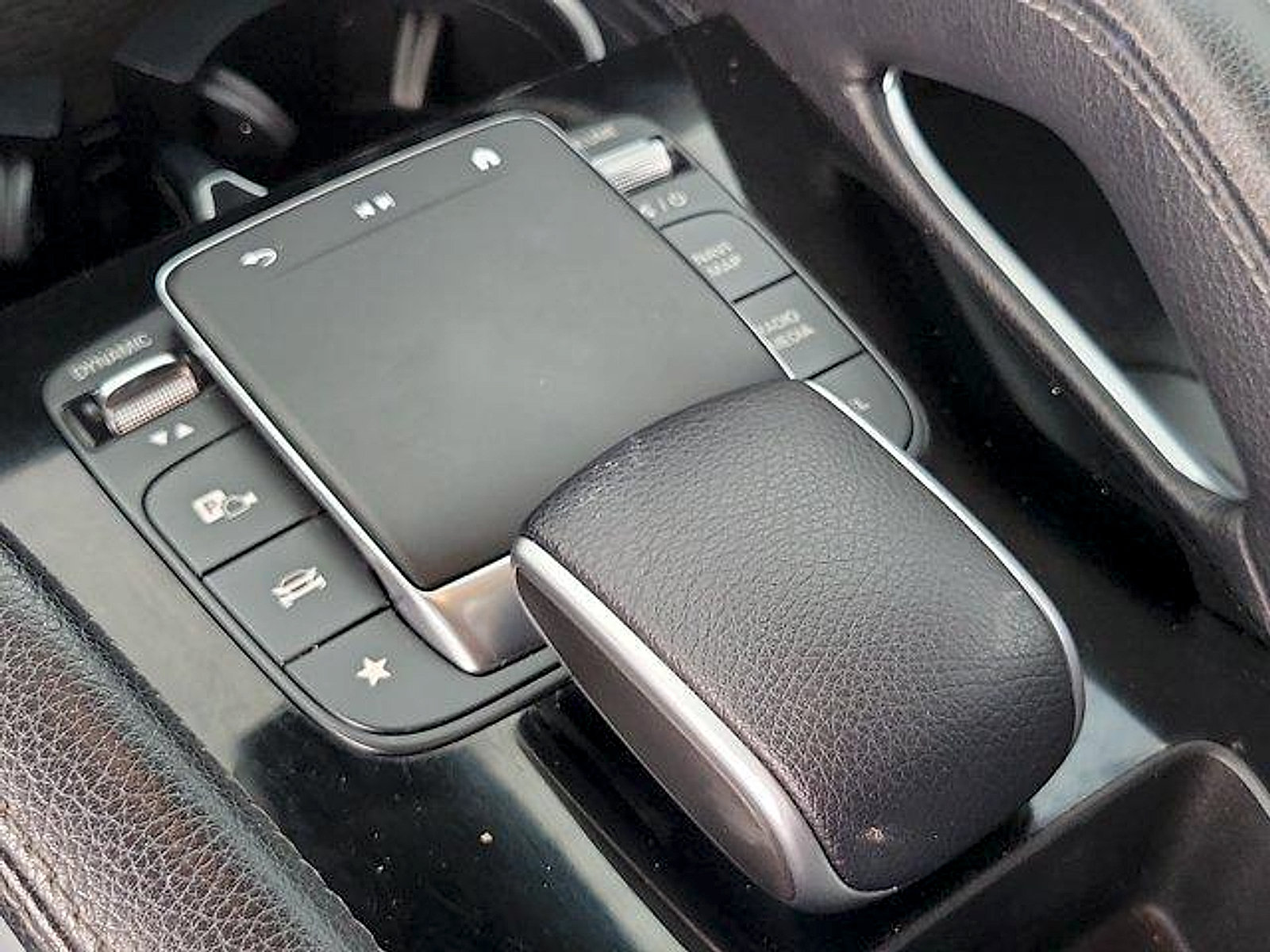 Used 2024 Mercedes-Benz GLE 350 4MATIC image 38