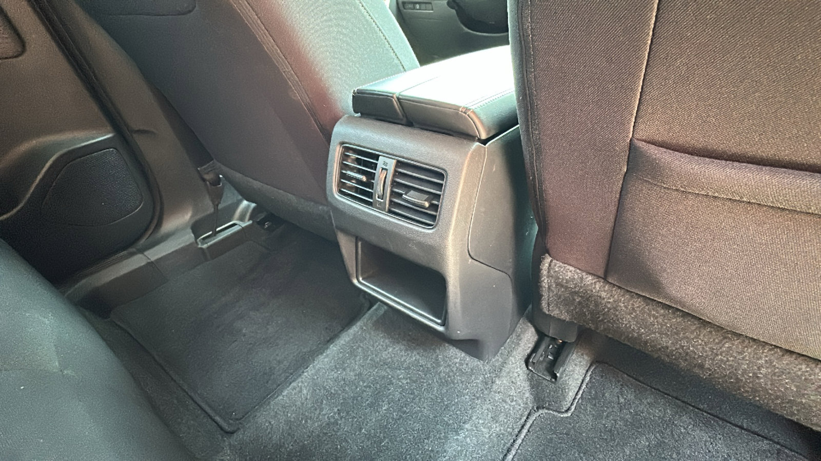 Certified 2023 Nissan Rogue S image 24