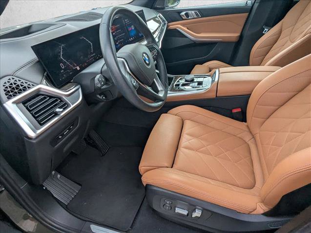 Certified 2024 BMW X5 xDrive40i w/ Premium Package AWD/4WD image 12