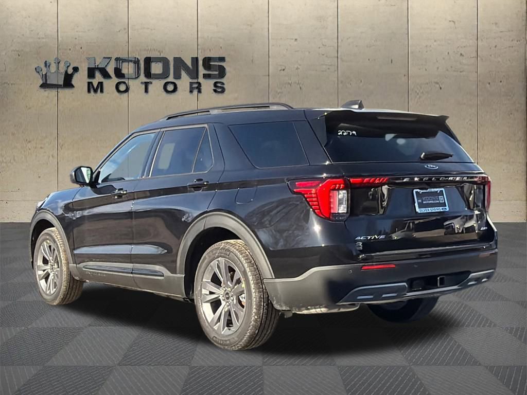New 2026 Ford Explorer Active w/ Active Comfort Package image 5