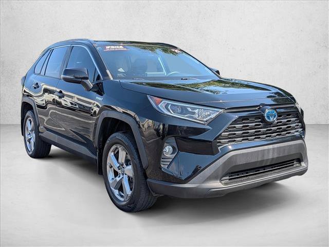 Used 2021 Toyota RAV4 XLE Premium AWD/4WD image 3