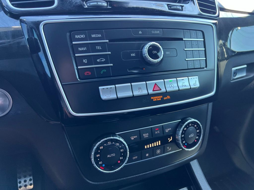 Used 2019 Mercedes-Benz GLE 400 4MATIC image 46