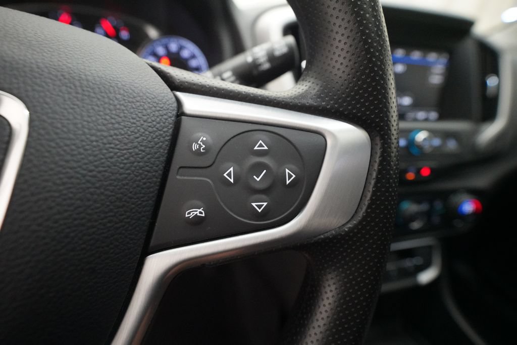 Used 2024 GMC Terrain SLE w/ Driver Convenience Package AWD/4WD image 18
