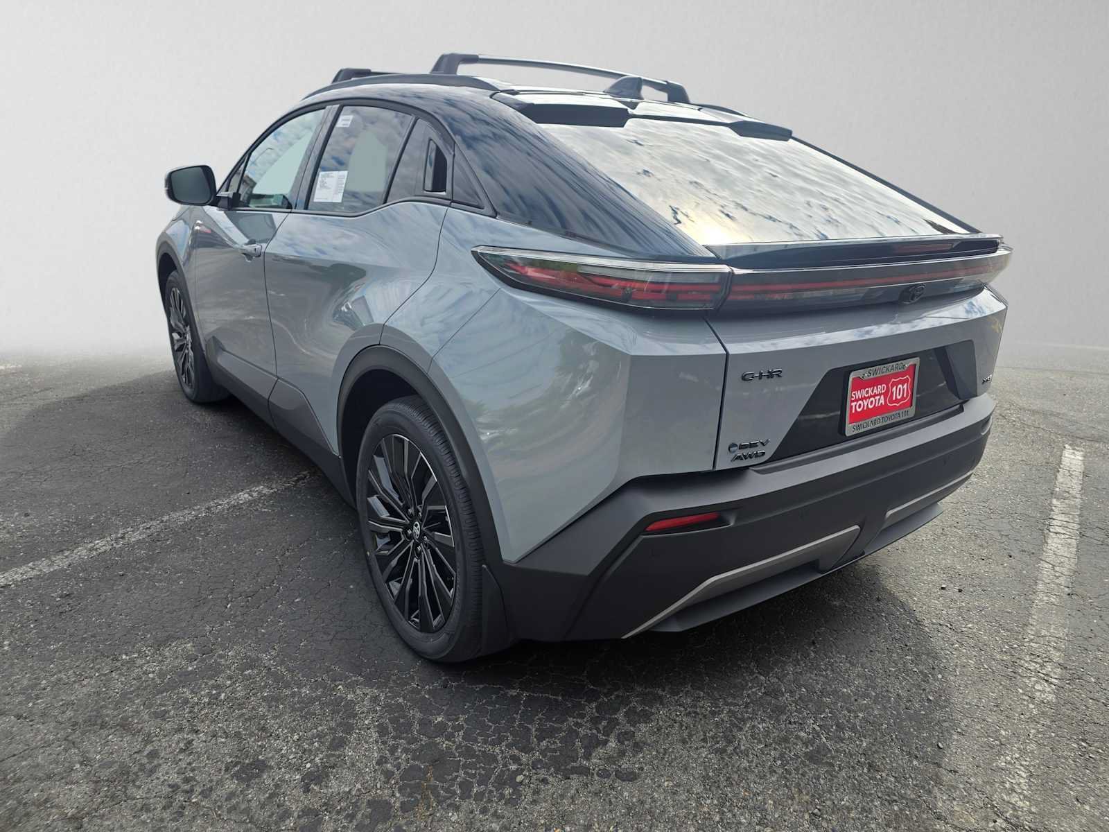 New 2026 Toyota C-HR AWD/4WD image 5