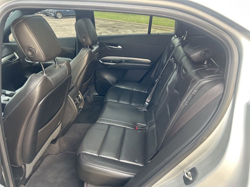 Used 2020 Cadillac XT4 Premium Luxury w/ Cold Weather Package image 29