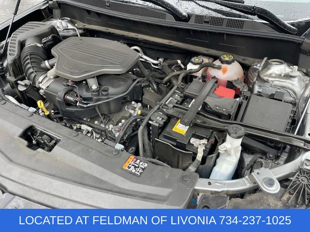 Used 2024 Cadillac XT6 Premium Luxury w/ LPO, Floor Liner Package AWD/4WD image 31