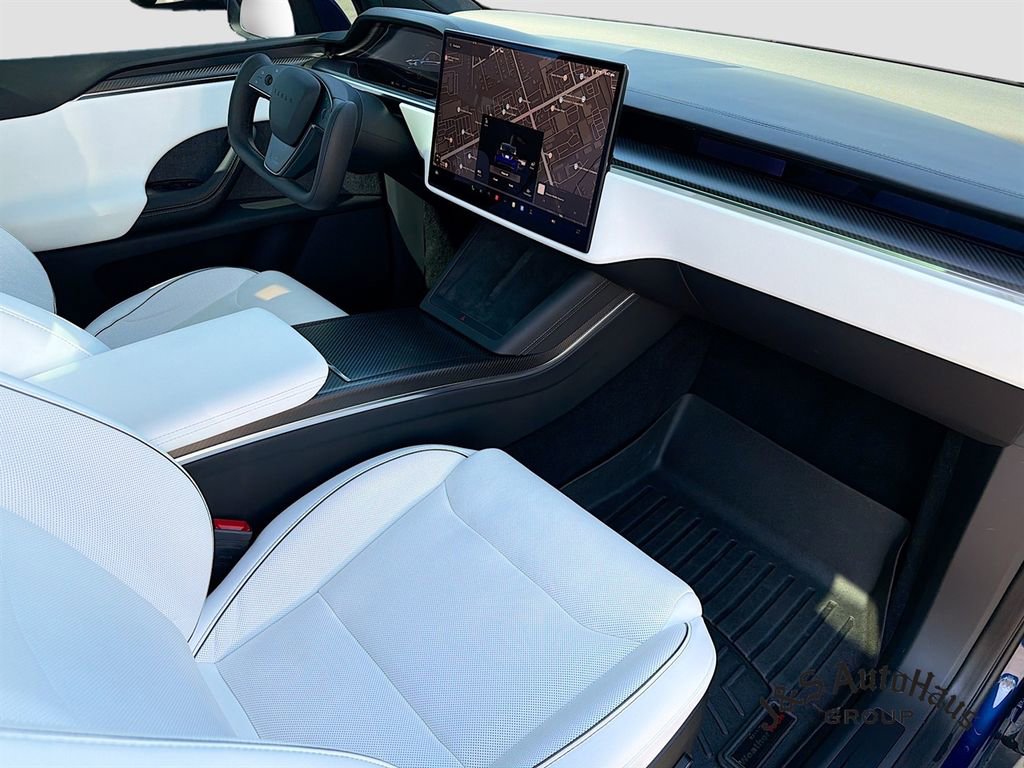 Used 2022 Tesla Model X Plaid image 37