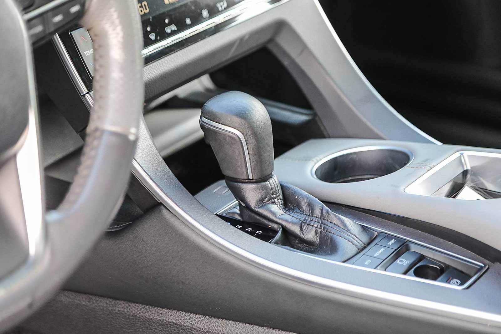Certified 2019 Toyota Avalon Limited image 28