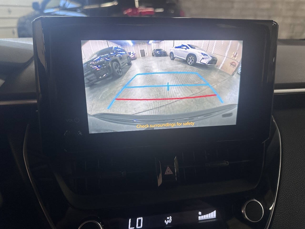 Used 2023 Toyota Corolla LE FWD image 10