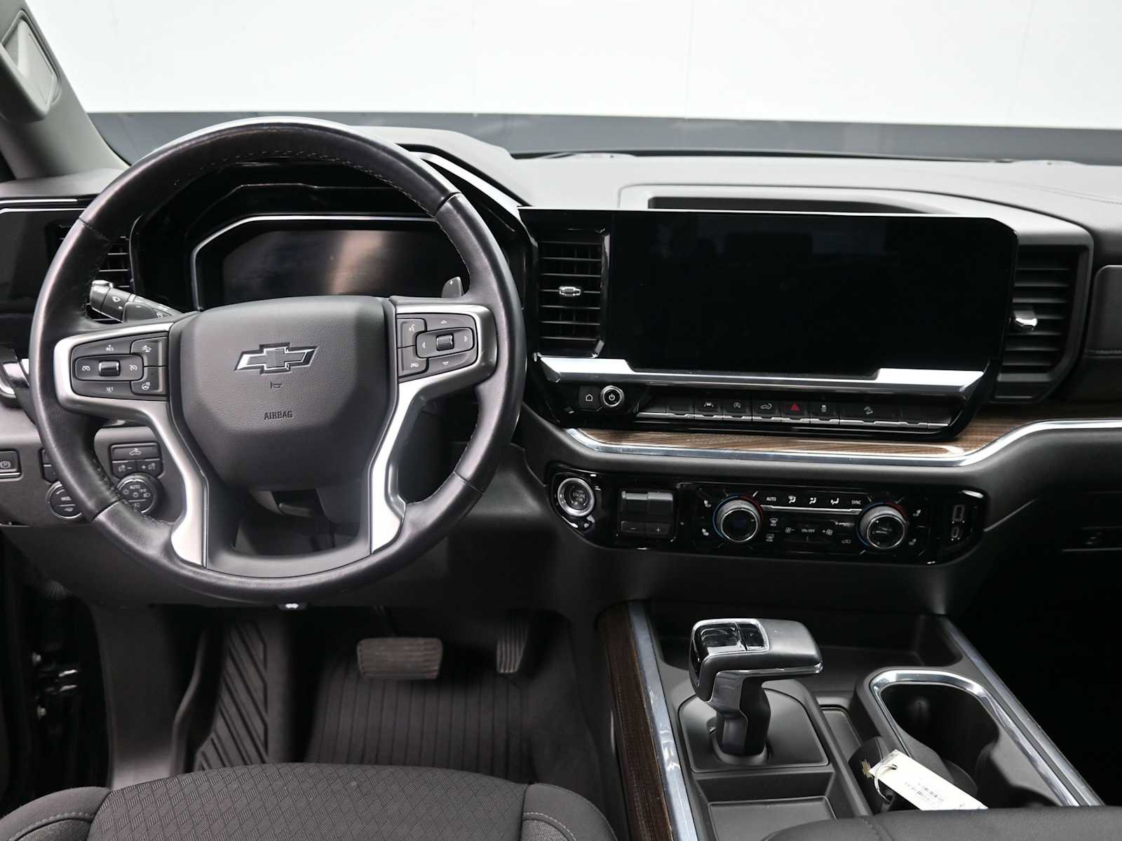 Used 2023 Chevrolet Silverado 1500 RST image 12