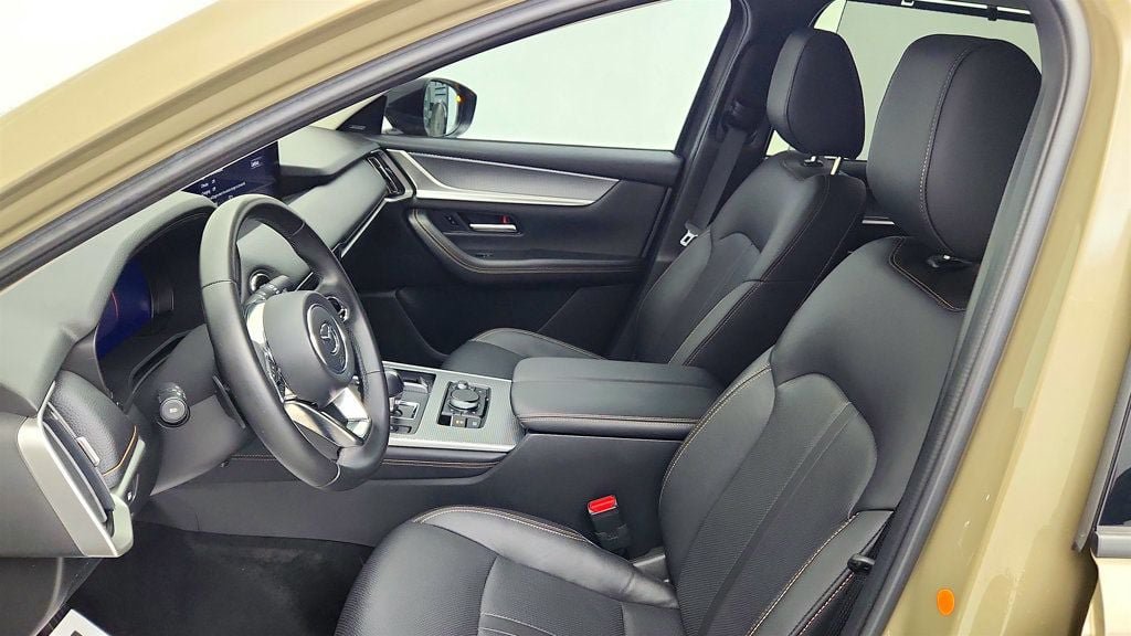 Used 2025 MAZDA CX-70 Plug-In Hybrid w/ Premium Pkg AWD/4WD image 19