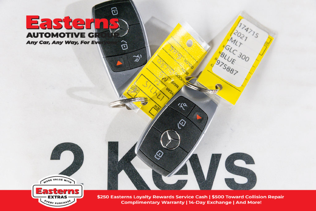 Used 2021 Mercedes-Benz GLC 300 4MATIC image 27