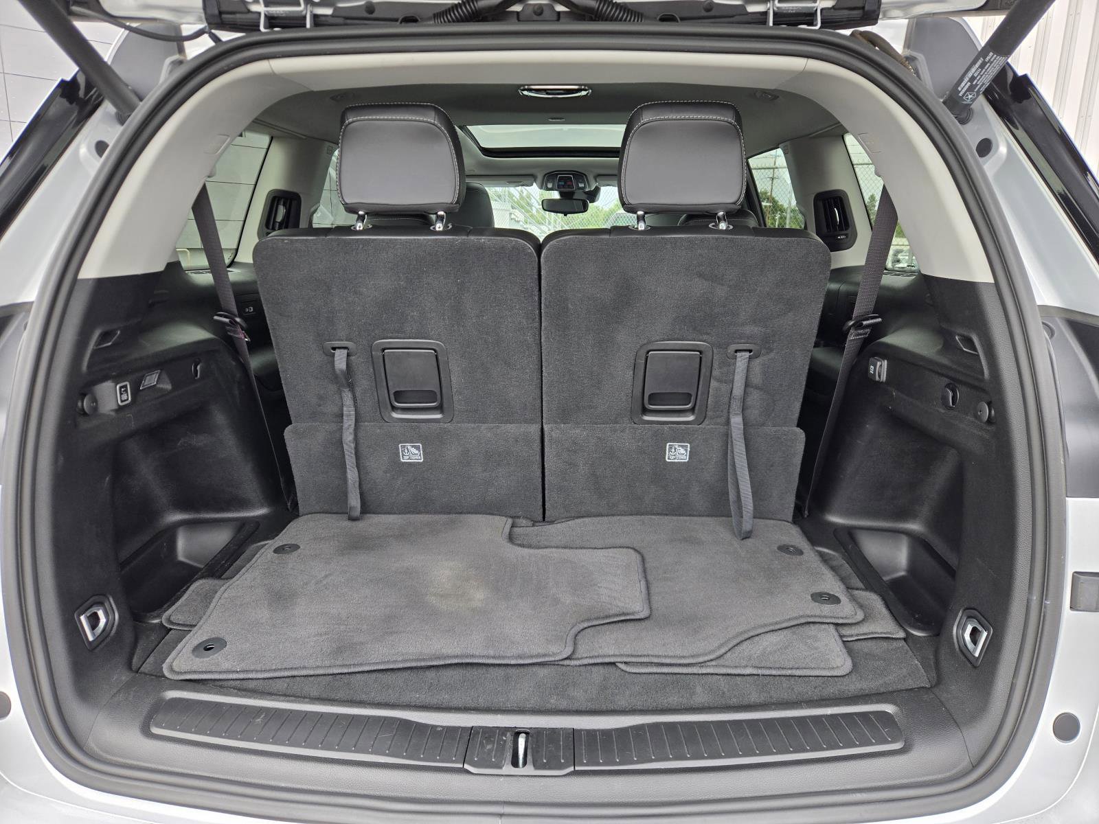 Certified 2022 Jeep Grand Cherokee L Limited RWD image 29