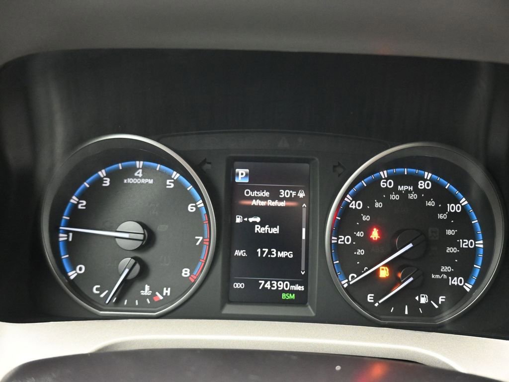 Used 2018 Toyota RAV4 XLE w/ Plus Extra Value Package image 15