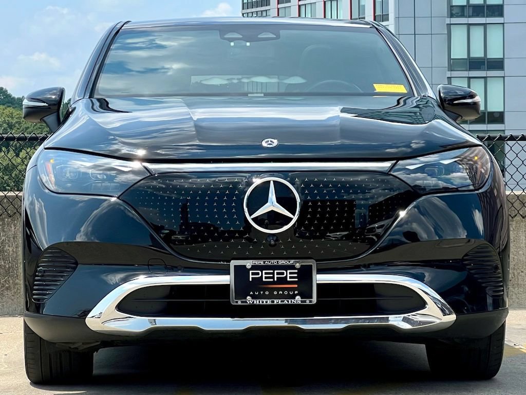 Certified 2023 Mercedes-Benz EQE 350+ 4MATIC SUV image 3