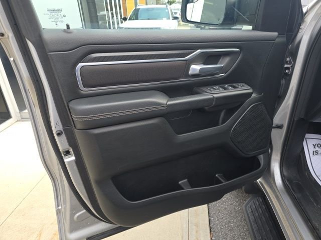 Used 2025 RAM 1500 Big Horn AWD/4WD image 11