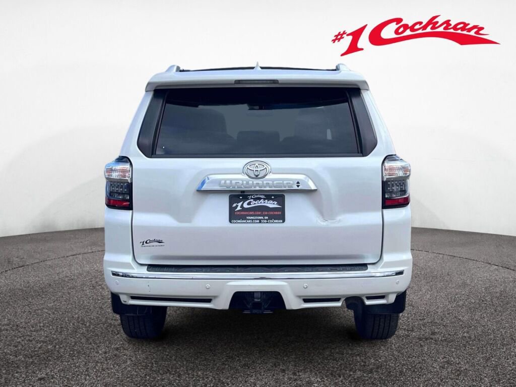 Used 2016 Toyota 4Runner Limited AWD/4WD image 8