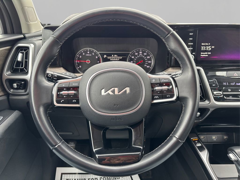 Certified 2022 Kia Sorento S w/ Panoramic Sunroof Package image 25