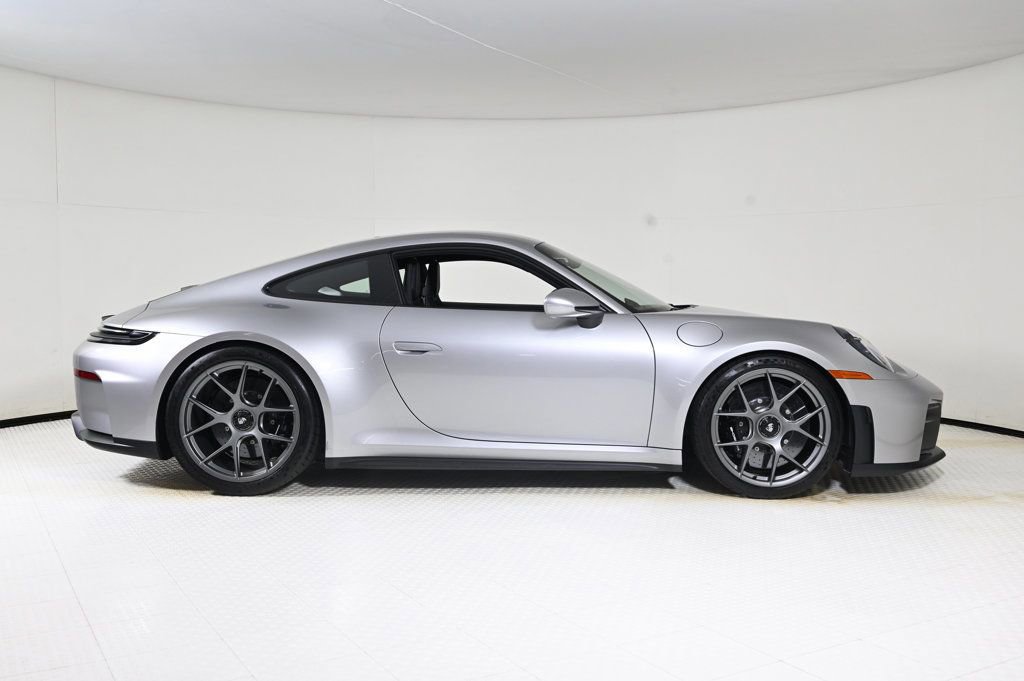 Used 2026 Porsche 911 GT3 image 8