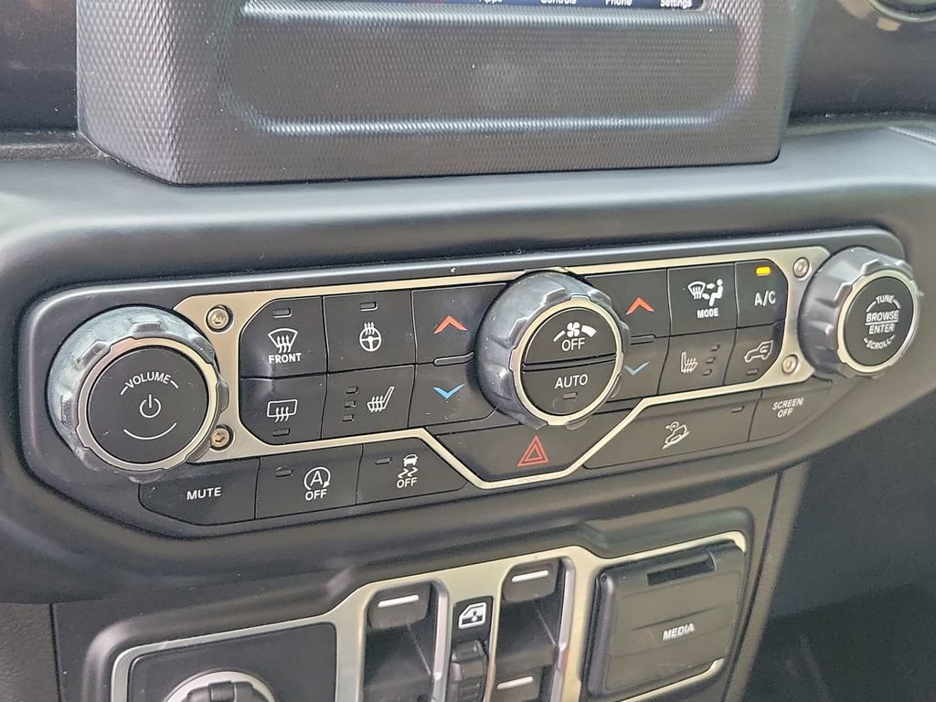 Certified 2020 Jeep Wrangler Unlimited Sport AWD/4WD image 33