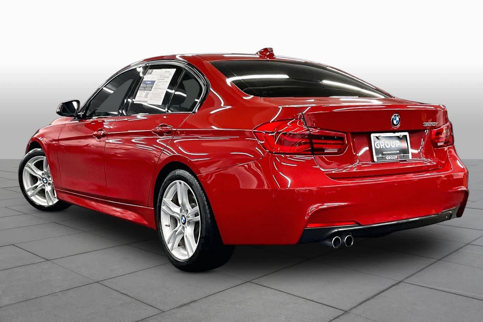 Used 2016 BMW 328i Sedan RWD image 11