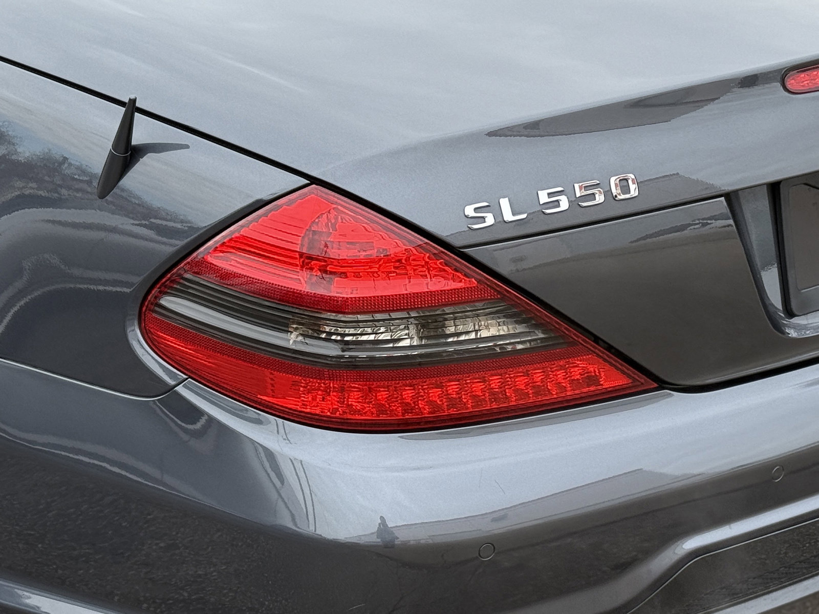 Used 2012 Mercedes-Benz SL 550 image 24