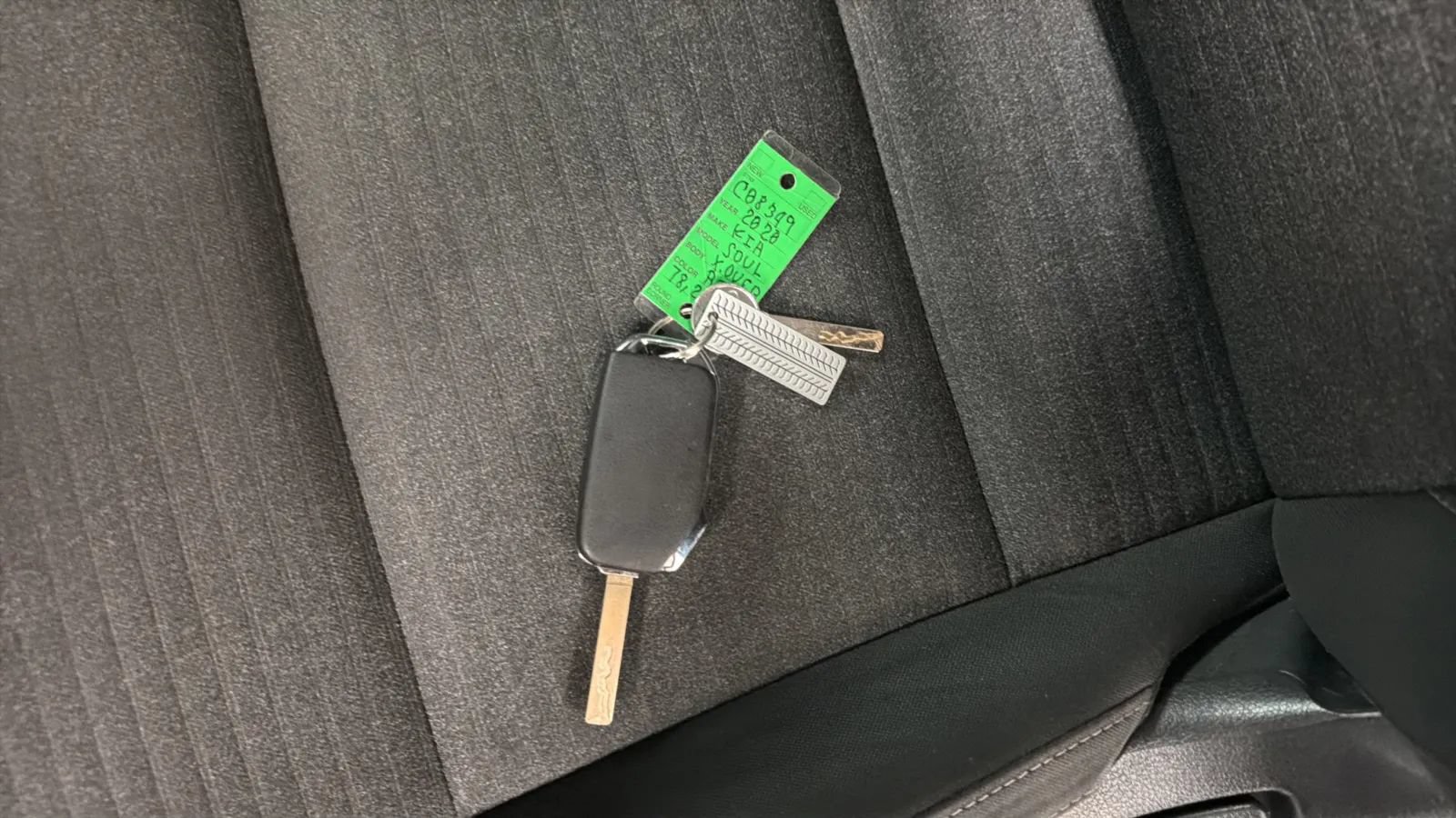 Used 2020 Kia Soul S FWD image 28
