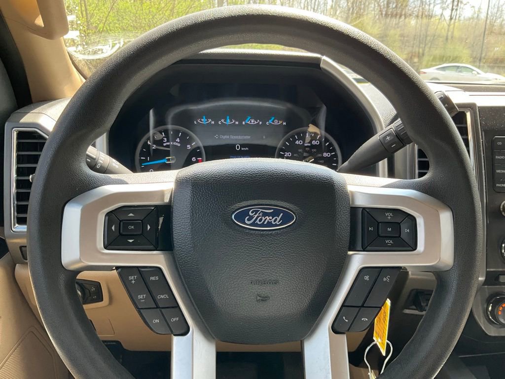 Certified 2017 Ford F250 XLT w/ XLT Value Package image 6